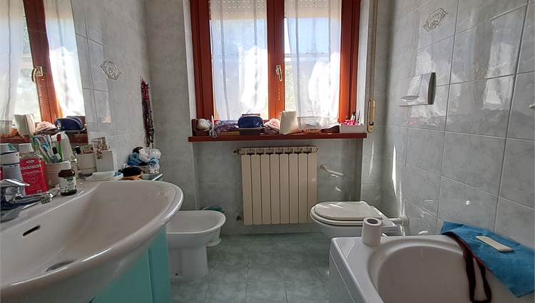 Primo bagno con vasca