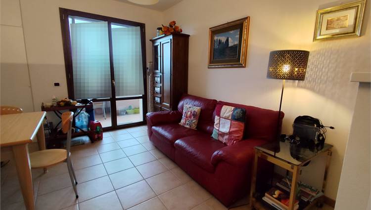 Ingresso/cucina/zona pranzo